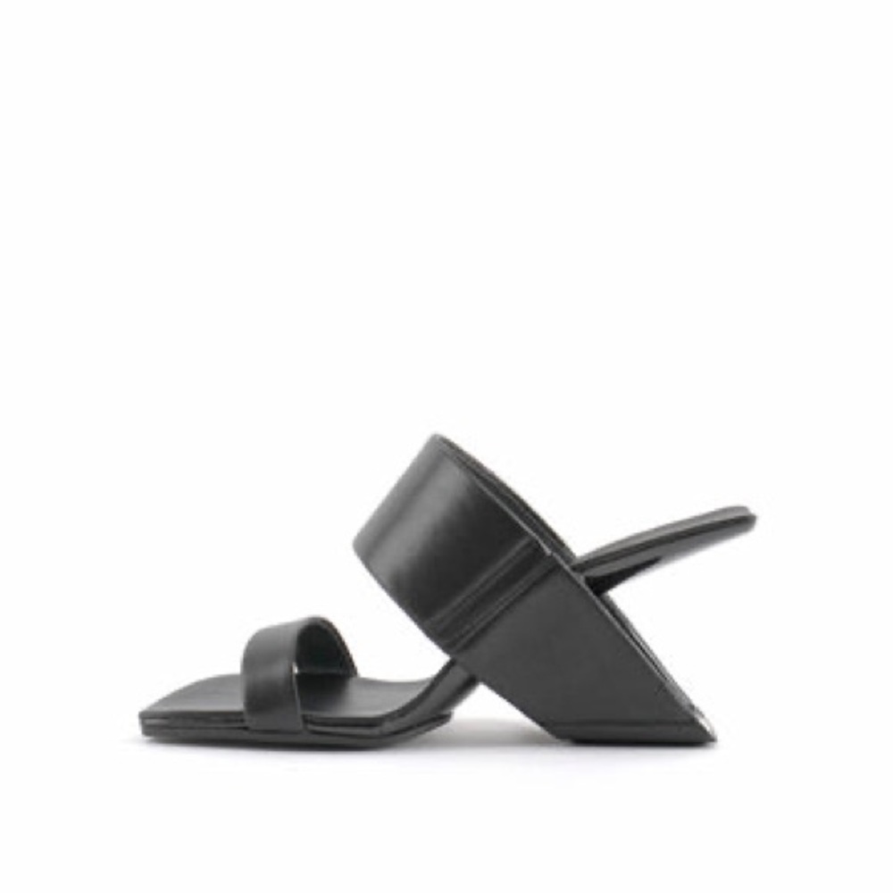 NWOT United Nude Black Loop Hi for Women